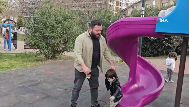 Termometreler 17 dereceye yükseldi, vatandaşlar deniz kenarında gezinti yaptı