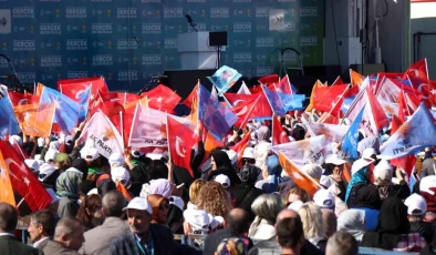 Cumhurbaşkanı Erdoğan: “Karşımızdaki ittifakın bugün ki durumunu gördükçe verilmiş sadakamız varmış diyoruz”