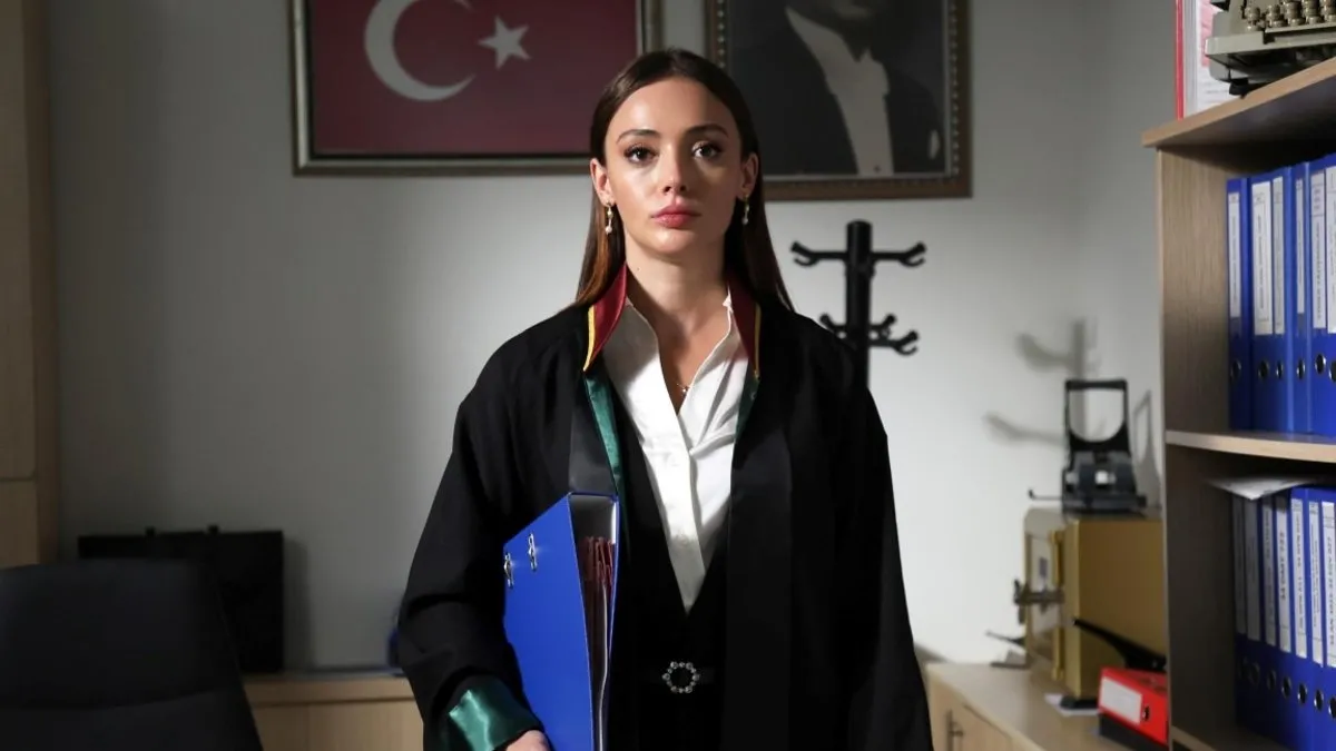 Kör Nokta’da heyecan dorukta! Aslım kayıp telefonun peşinde!