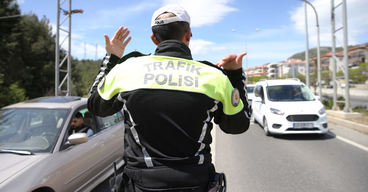 678 bin kişiye emniyet kemeri cezası