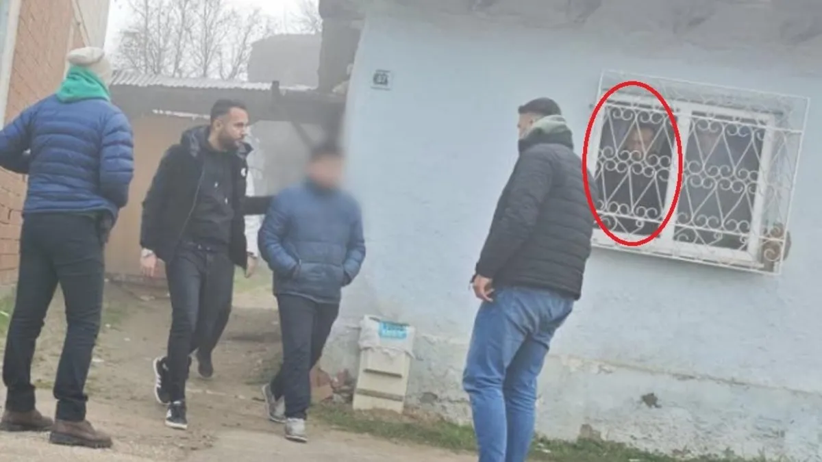 Ailesini rehin alan şüpheliyi ikna çabalarında 18’nci saat: Yaşlı babasını ve bir oğlunu serbest bıraktı