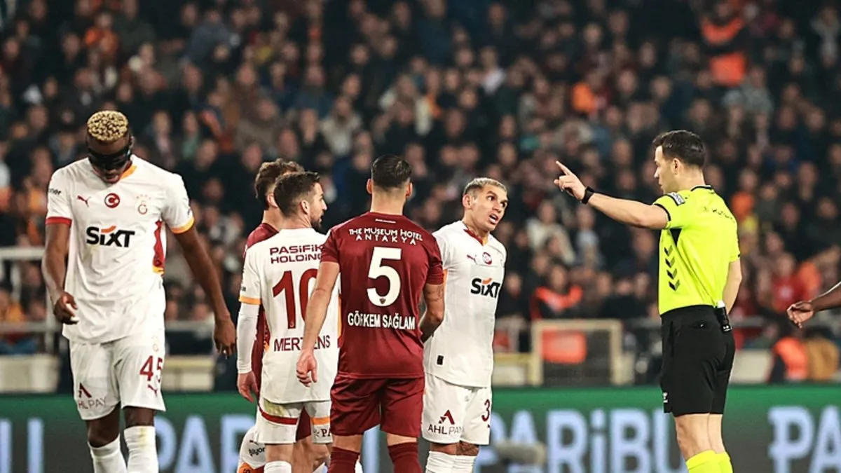 Galatasaray’dan hakem tepkisi: “İsyanımız kötü hakemlere…”
