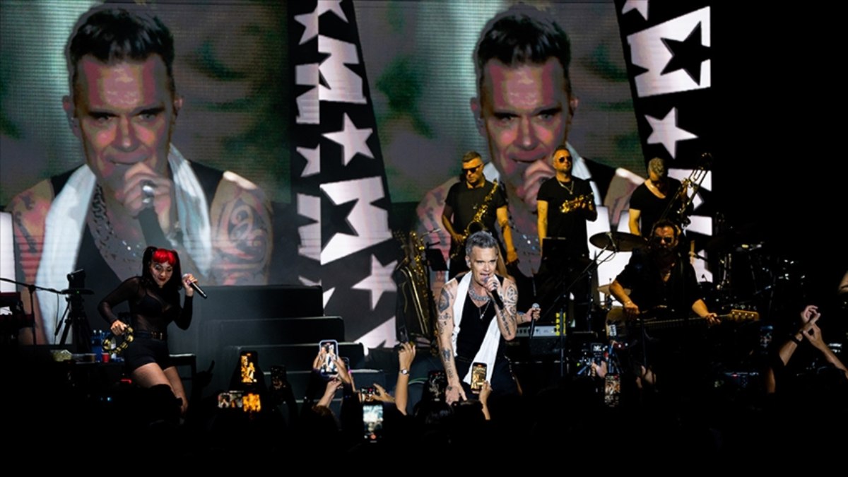İngiliz şarkıcı Robbie Williams’ın İstanbul konserinin ilk biletleri tükendi