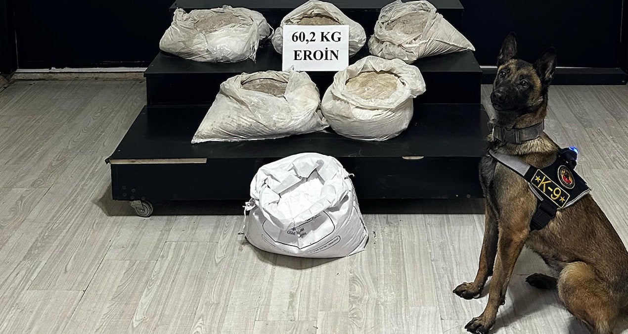 Nişasta çuvallarından 60 kilo uyuşturucu çıktı